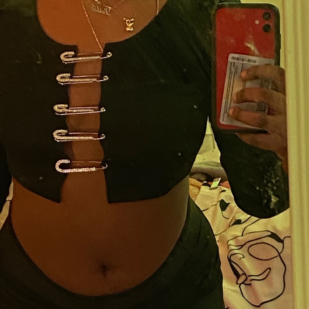 cropped paper clip top